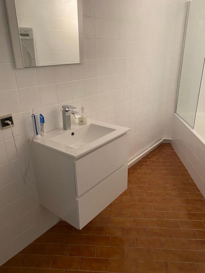 Lichtrijk Mooi Appartement Met Zicht Op Hof Van Roosendael 안트베르펜 외부 사진